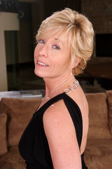 Photo HD Chanel Carrera - 1