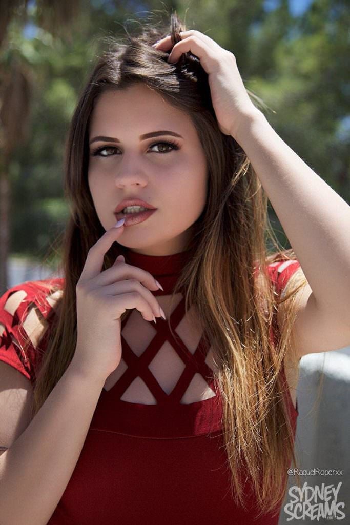 Photo HD Raquel Roper - 10