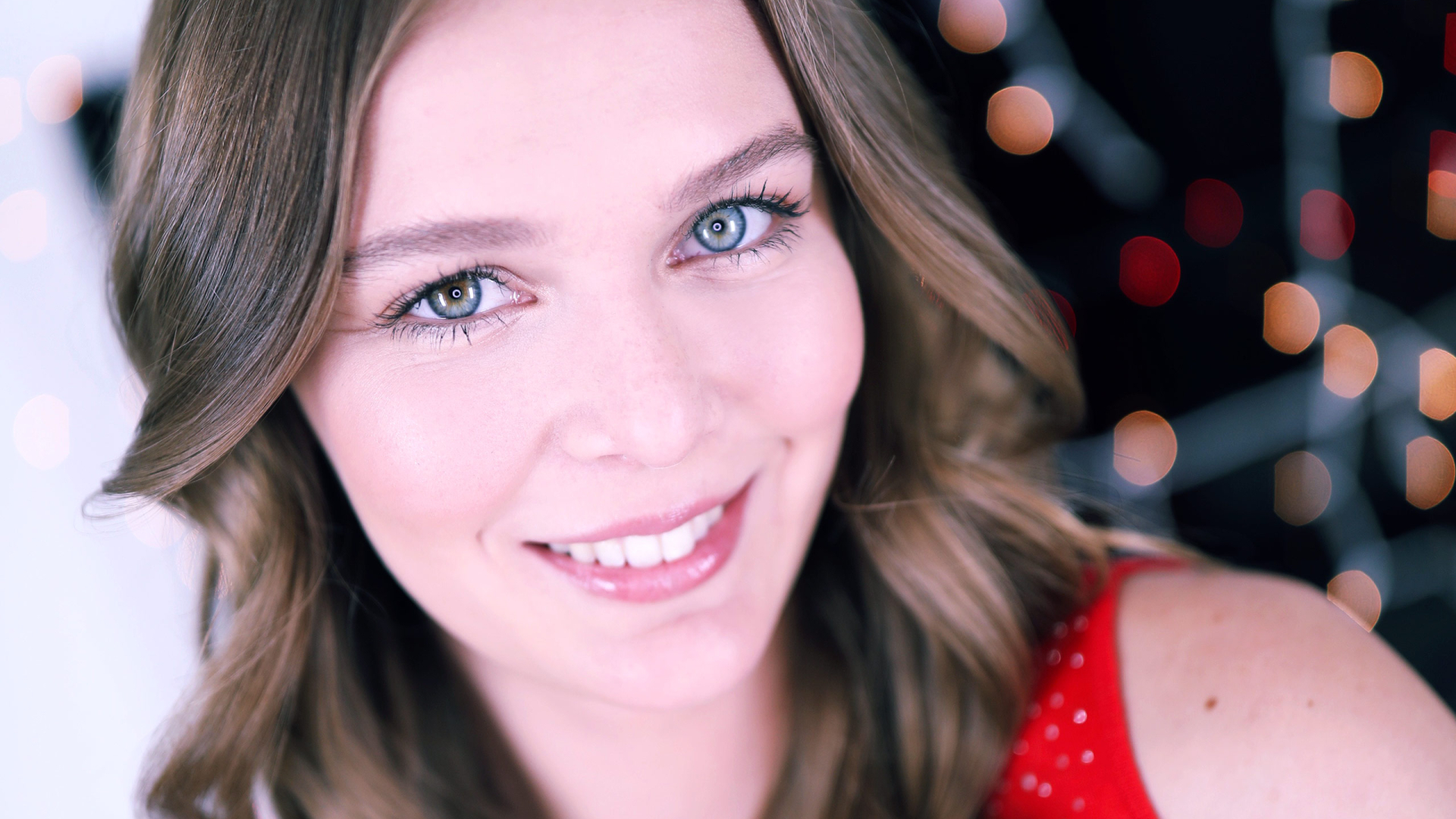 Amateur Allure Welcomes Stella Sedona to Give Head, Fuck and Swallow Sperm in this Holiday Special