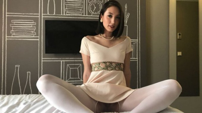 Easter Sunday: Churchgirl Drains Ur Cock
