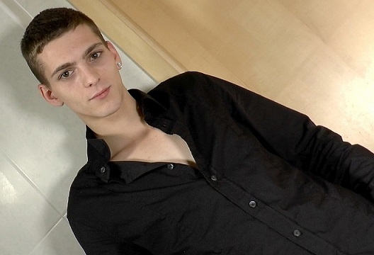 Casting - Handjob