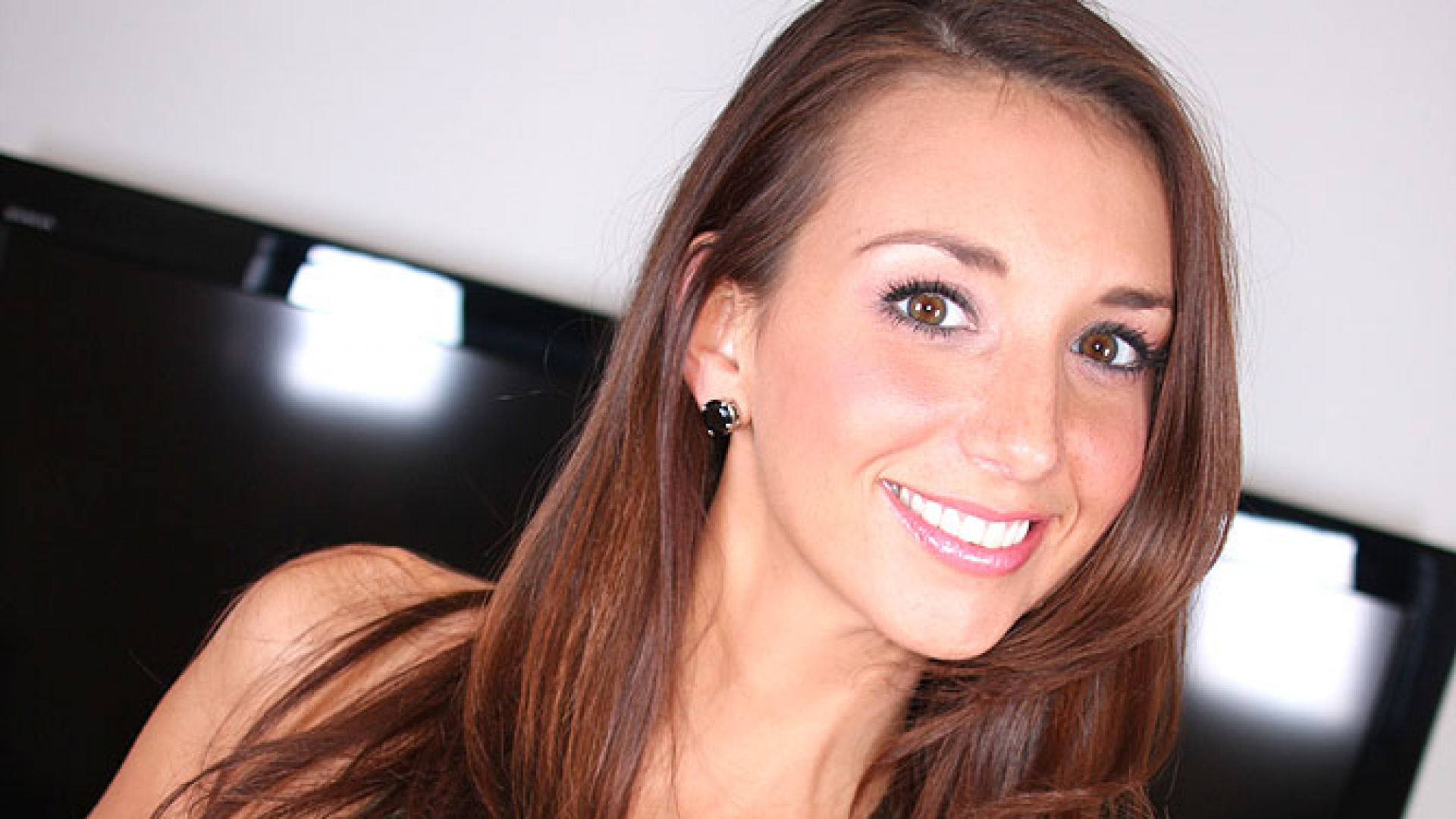 Katie Jordin (aka Erin) is Here to Suck, Fuck and Swallow!