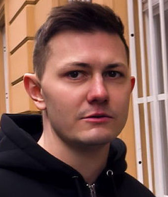 Adien Foo Masturbation