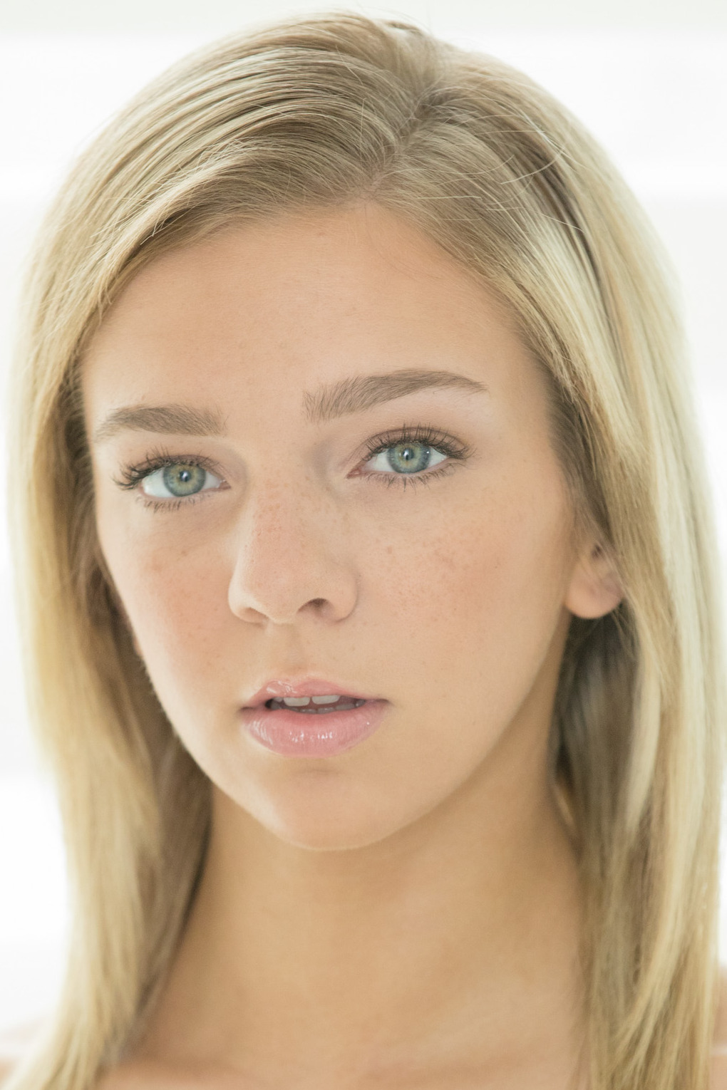 Photo HD Tiffany Watson - 2