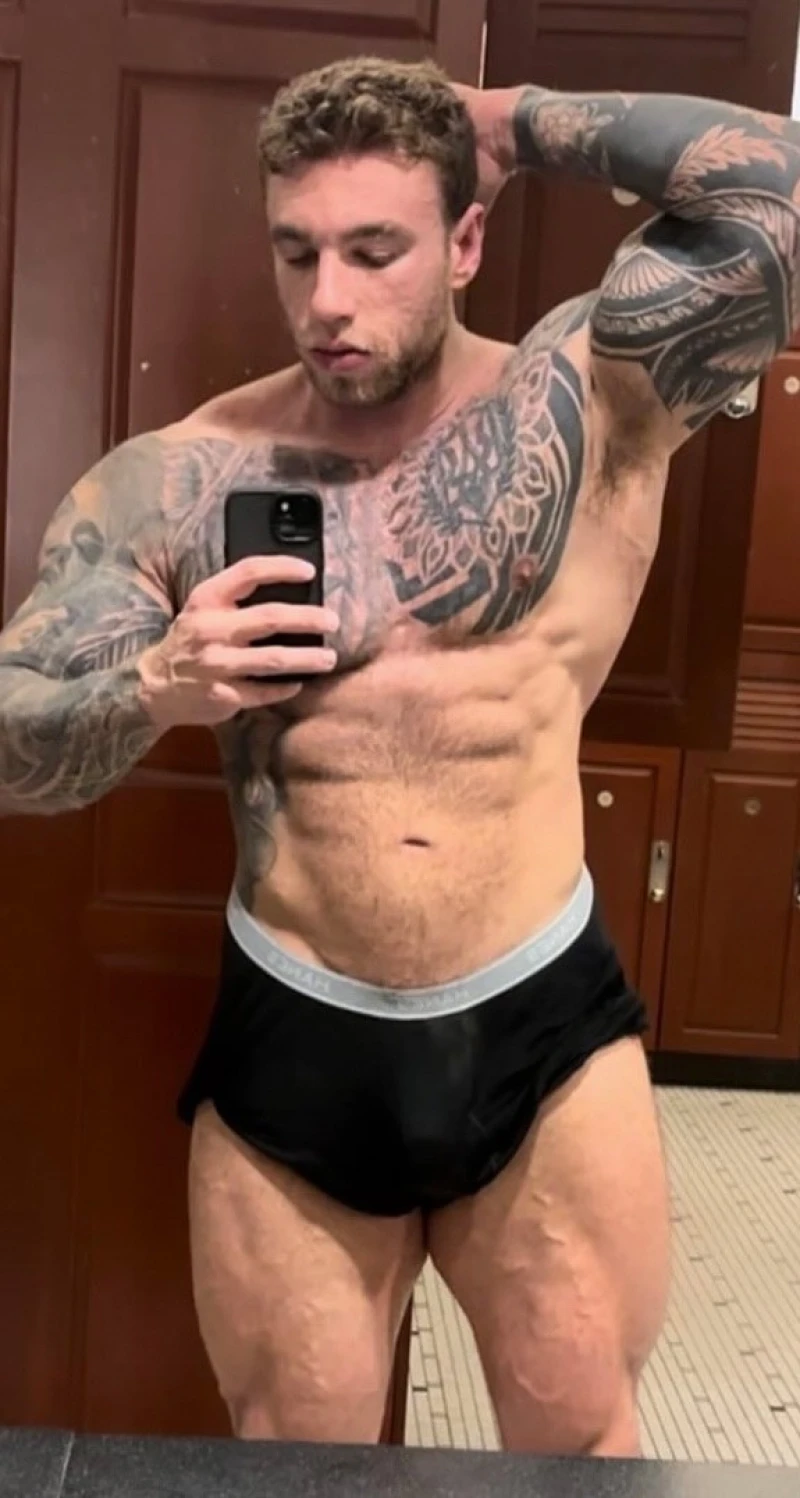 Roman Hayes
