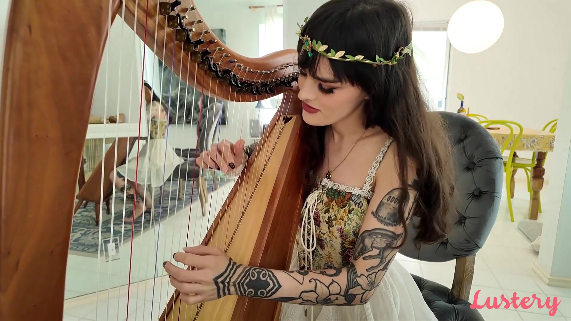 Pull On My Harp Strings