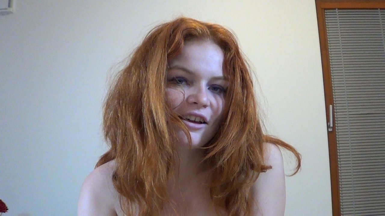 Povbitch E10 Hairy Red
