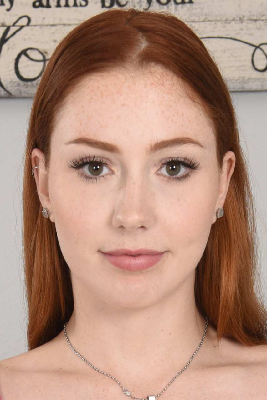 Photo HD Arietta Adams - 10