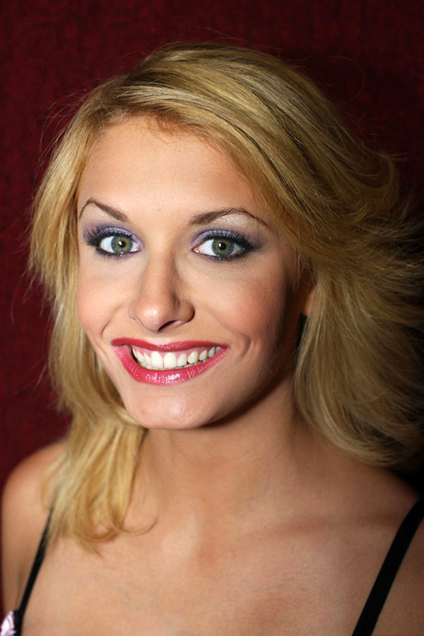 Photo HD Daphne Flor - 1