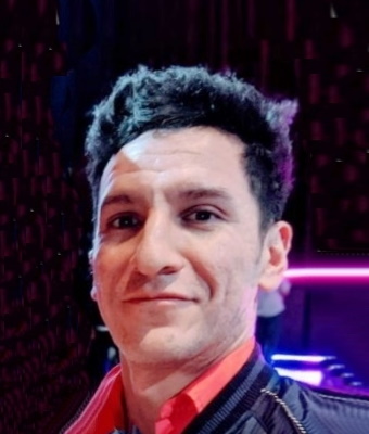 Mikhail Grey Fessée