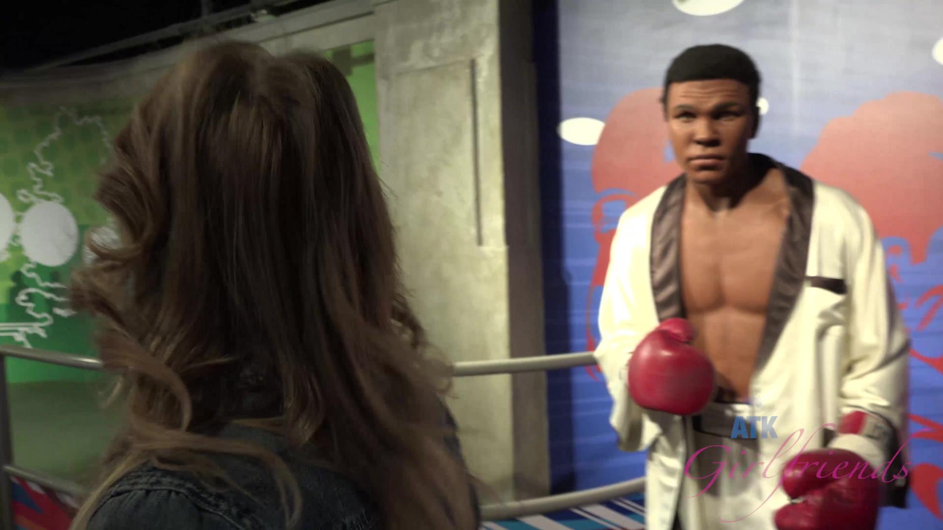 You Liked Alexis So Much That You Invited Her To Vegas Again