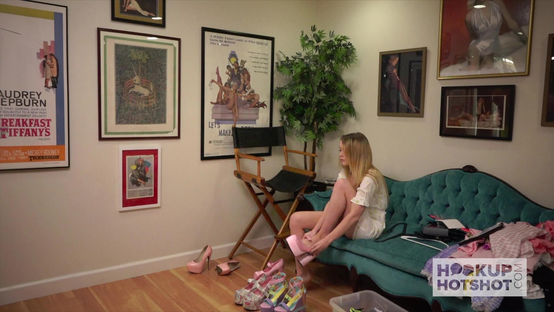 Behind the Scenes - Nikole Nash