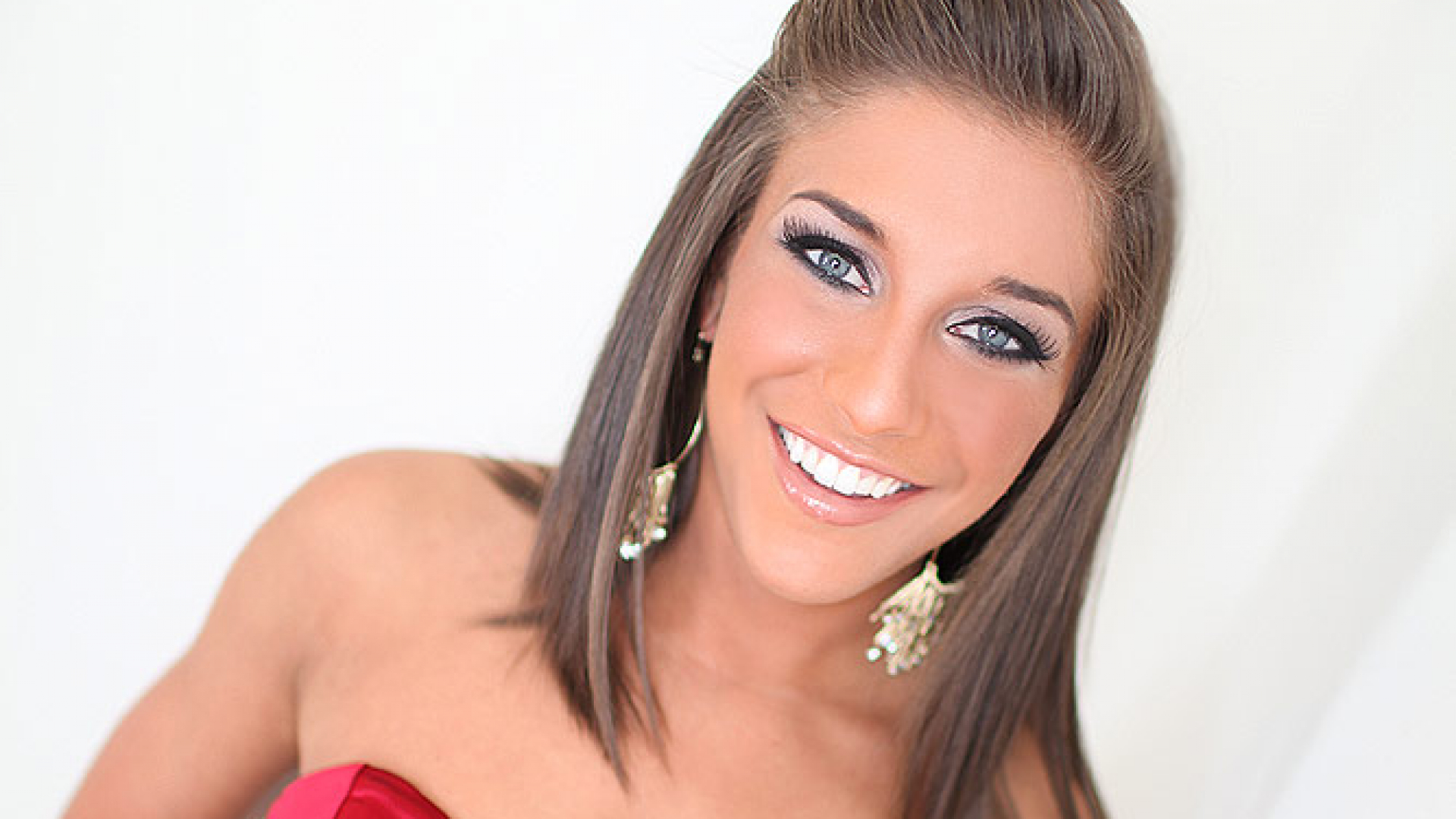 Mischa Brooks Returns to Eat All the Sperm!