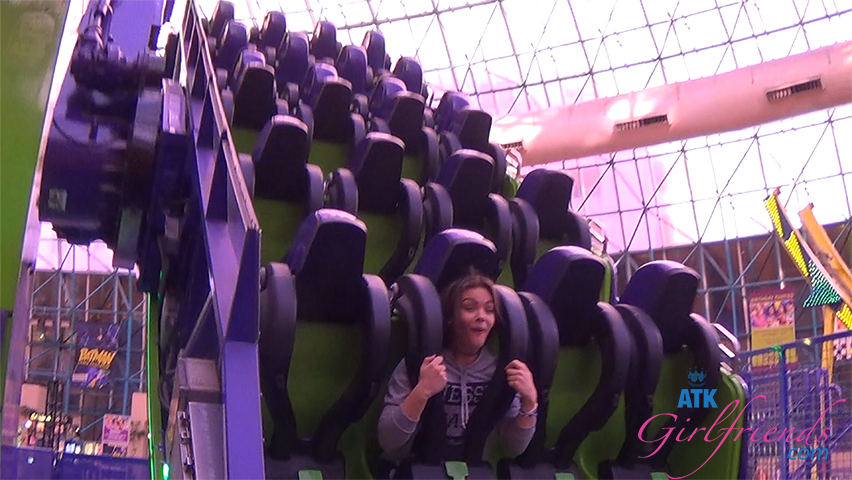 She Pees in the Tub!