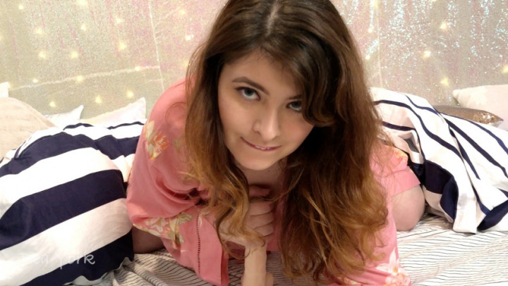 Mom Wakes You Up with a BJ and Fuck