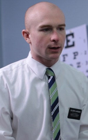 Elder Larsen Fessée