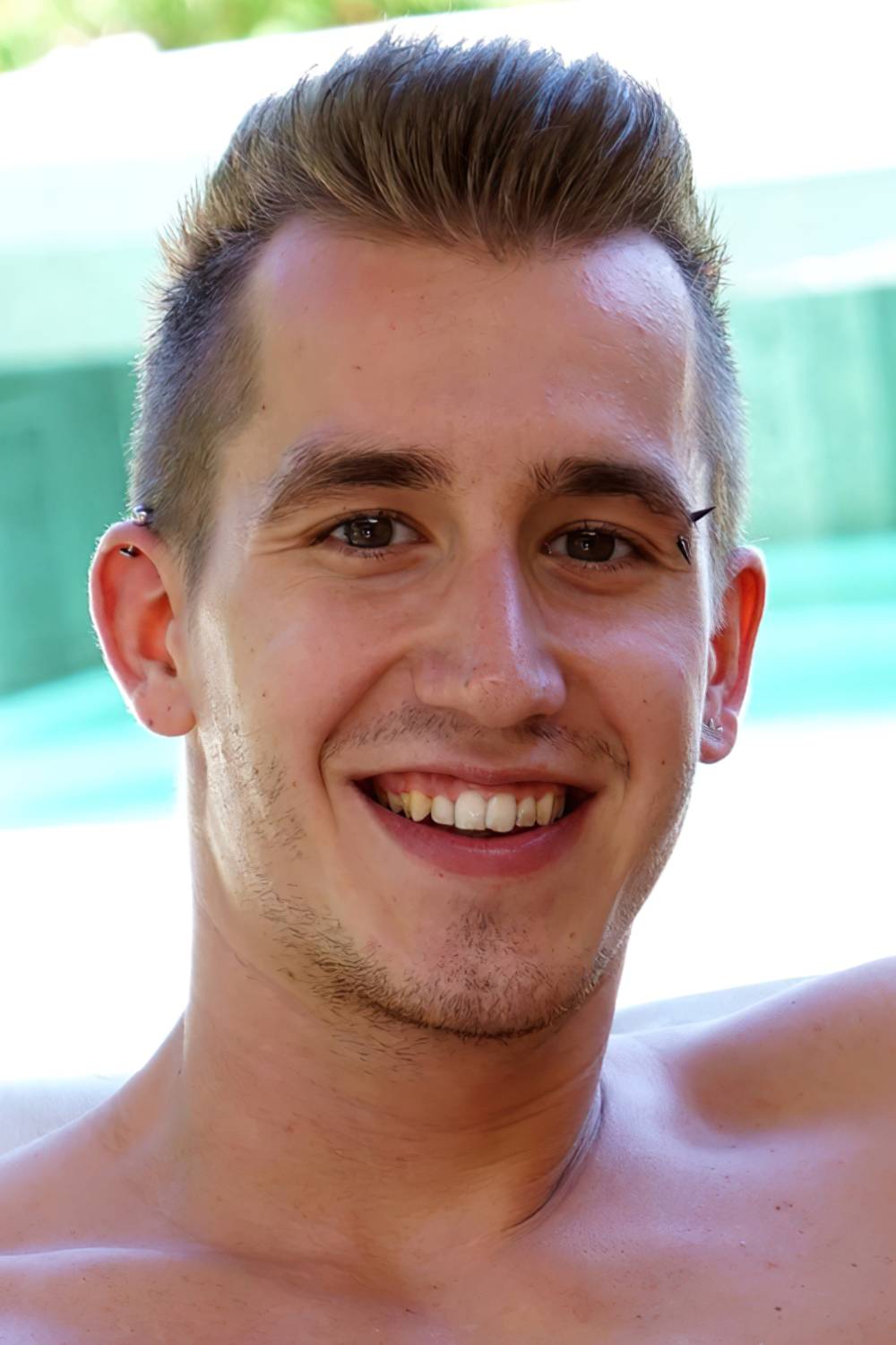 Photo HD Raphael Nyon - 1