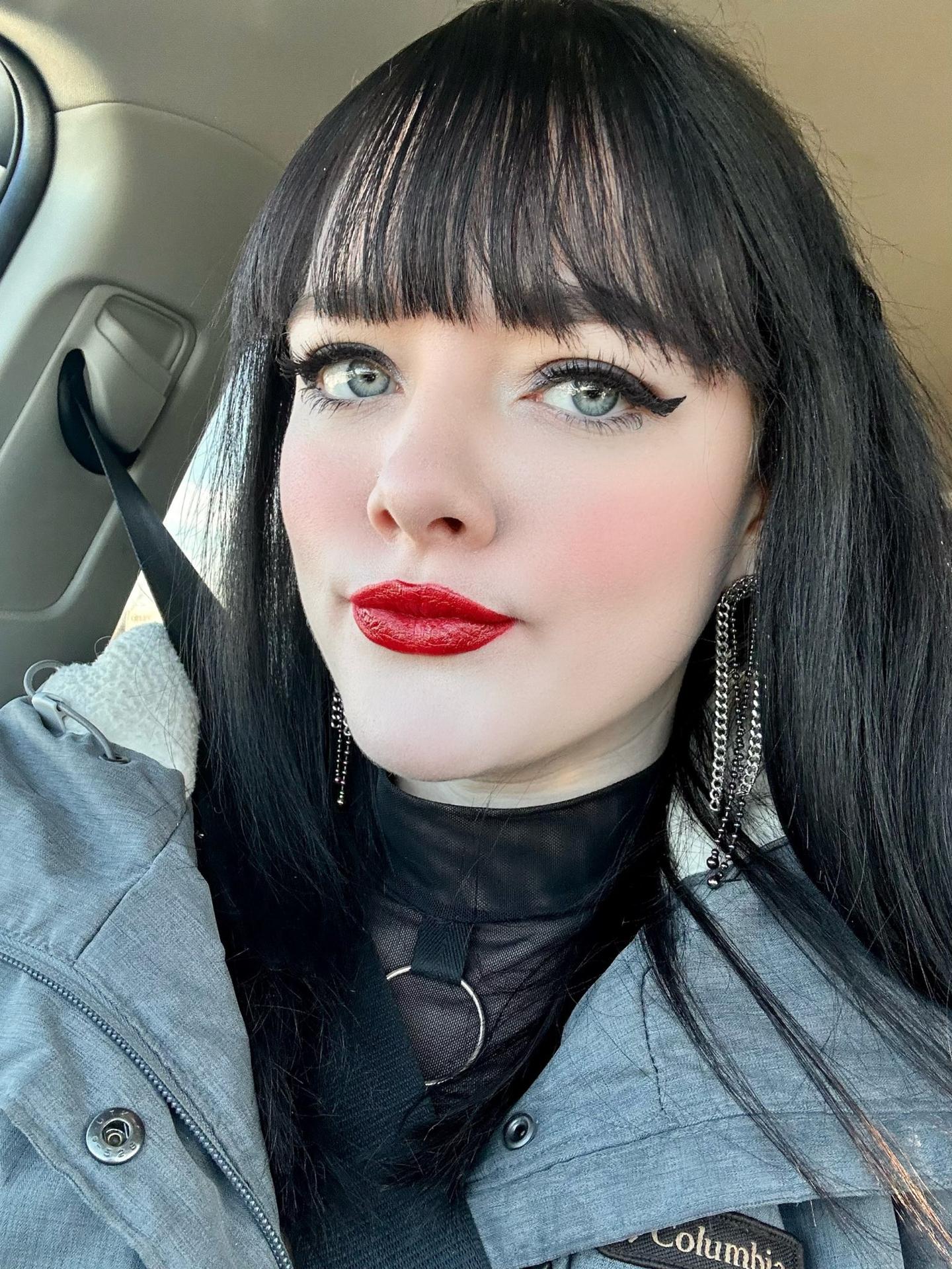 Photo HD Mistress Voeden - 1