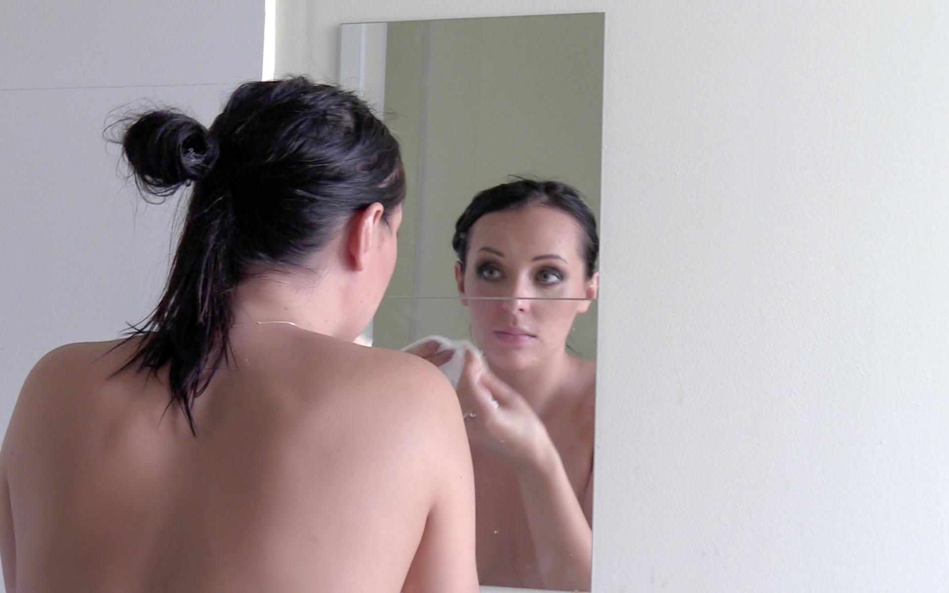 Carolina Vogue #2 - Bukkake - Behind The Scenes