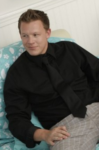 Ashton Kilmer Facial