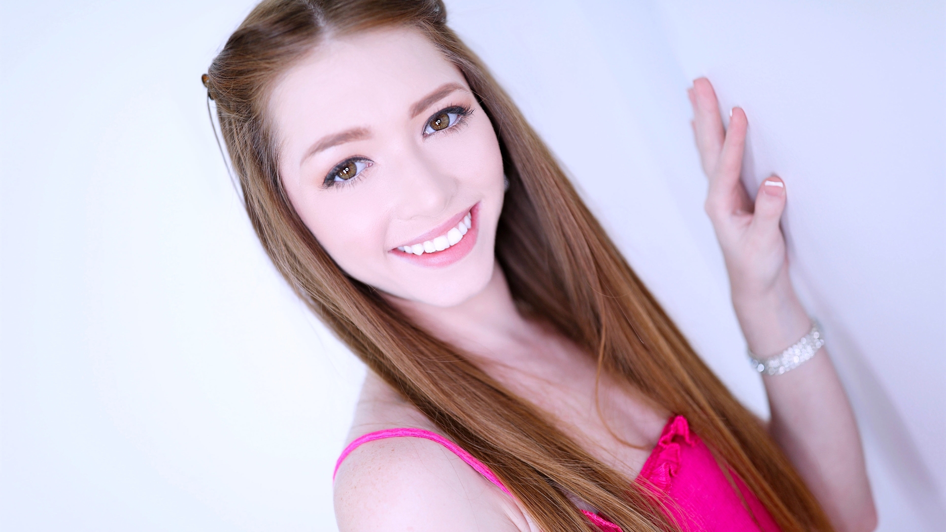 Amateur Allure Welcomes Myra Moans, a Housekeeper Looking to Show Off Her Oral Skills