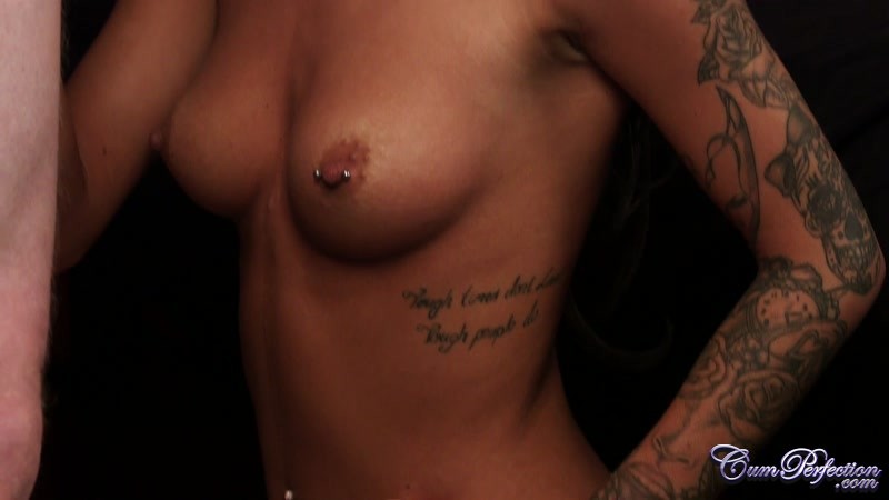 Photo HD Alexis Rose - 7