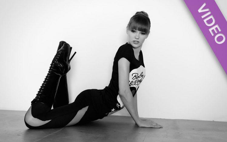 #107 Fashion rocks! Especially on tiptoes :)