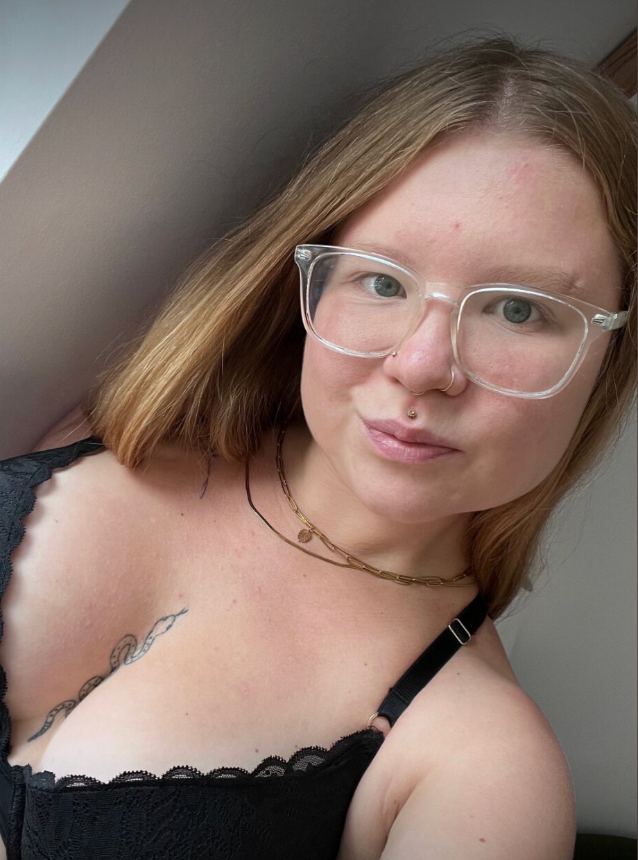 Photo HD Rae Bendy - 2