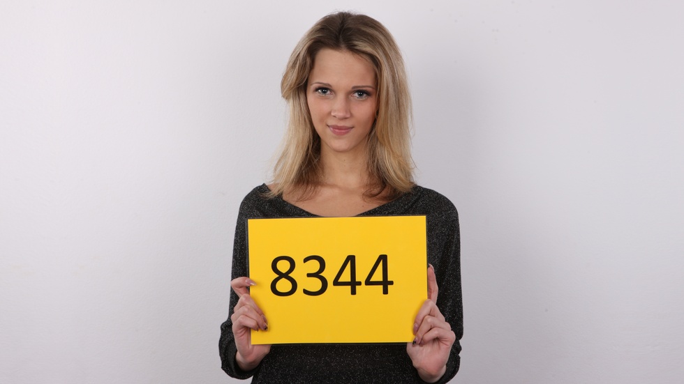 Sandra (8344)
