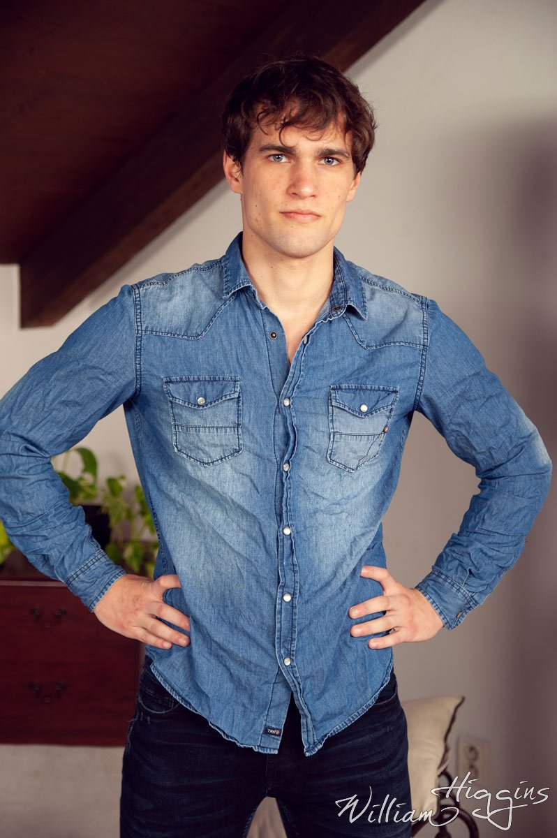 Photo HD Robert Vinar - 1