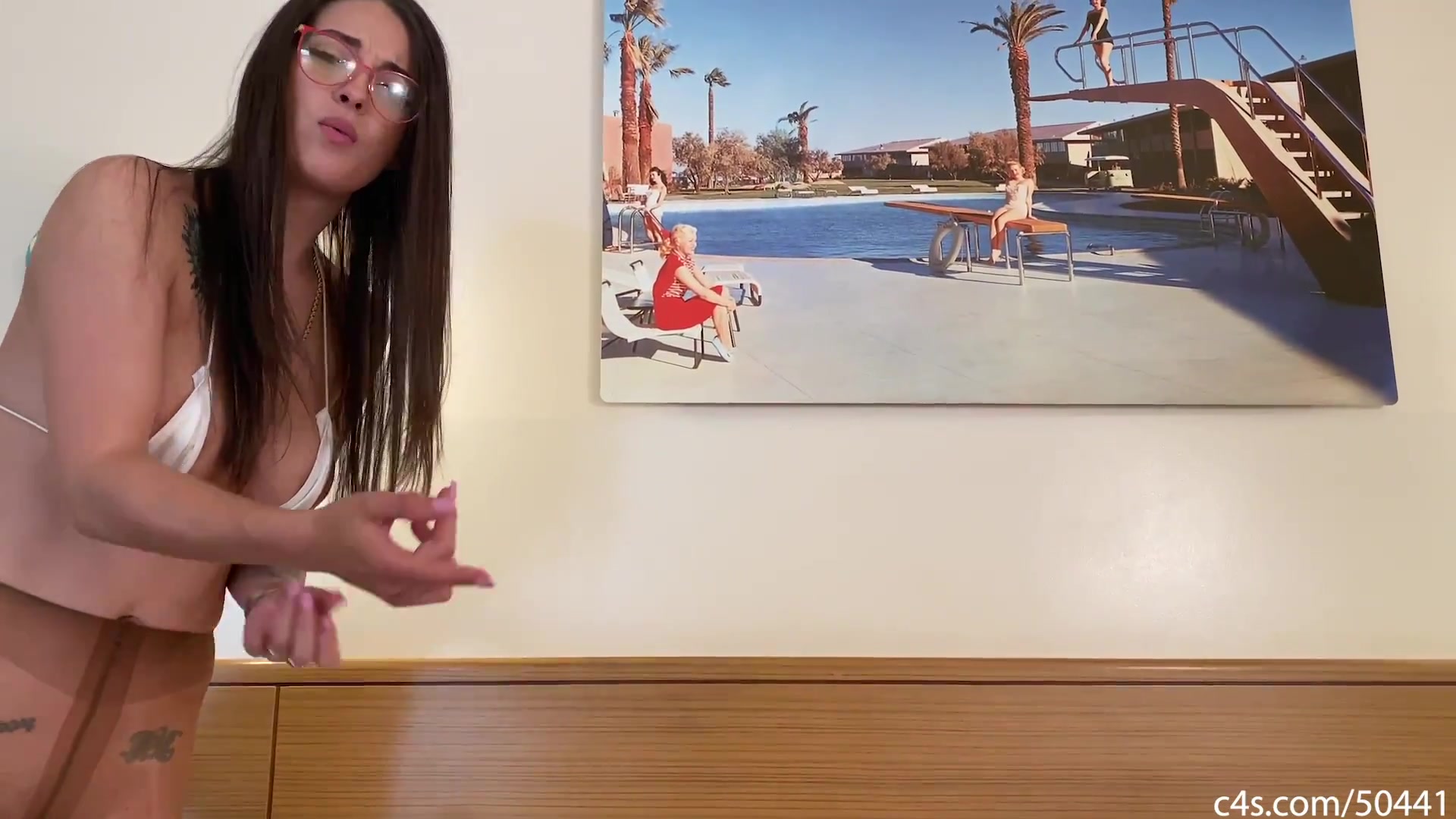 Stepsister Maddy Wake Up Footjob