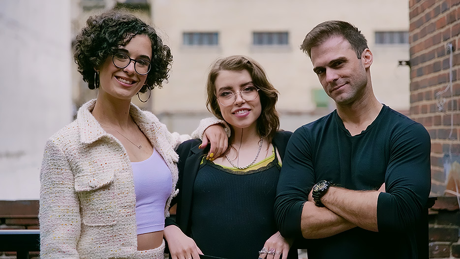 Anal Threesome with my Colleagues