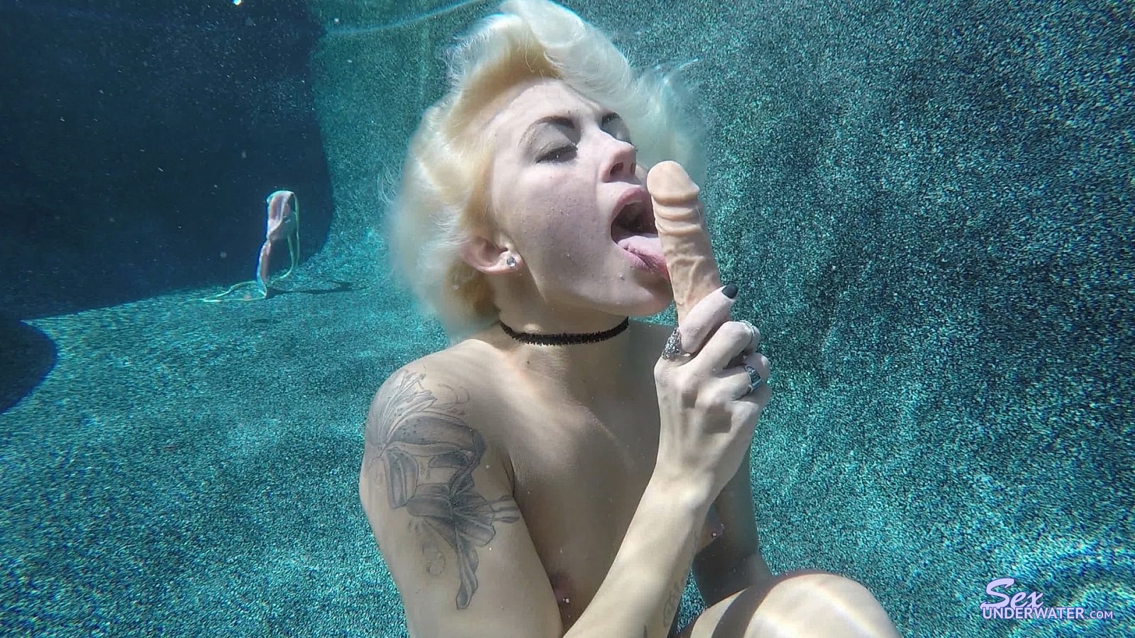 Blake Carter Dildo Play