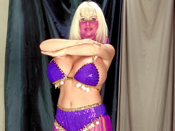 SaRenna Backstage 14