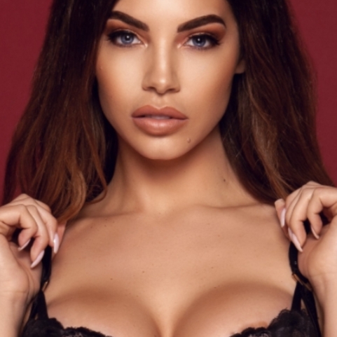 Photo HD Madam Samantha - 1