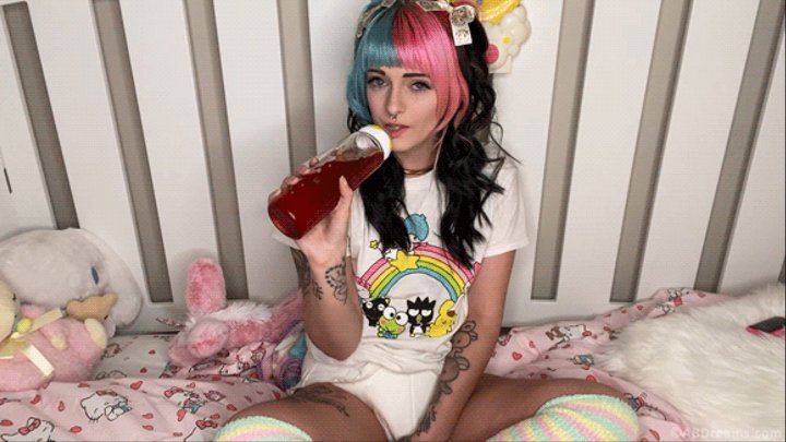 Binkie Paddles Herself and Cums