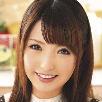 Nozomi Yukina Fessée