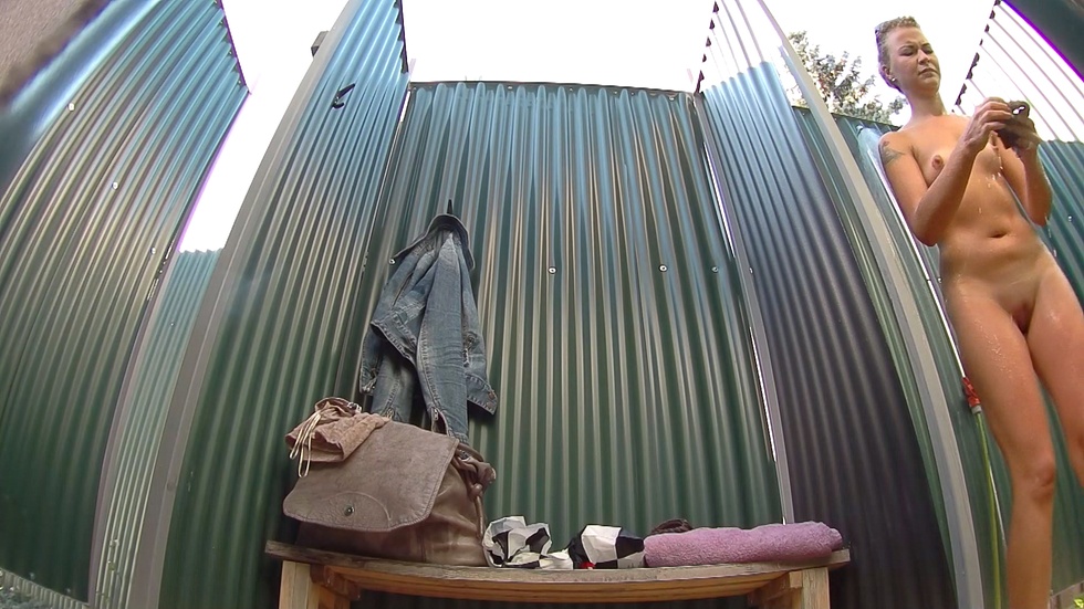 Smoothly shaved blonde