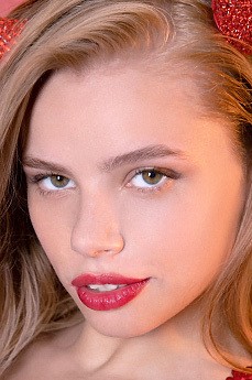 Photo HD Tabitha Elm - 2