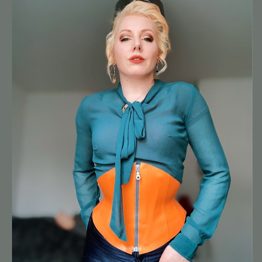 Photo HD Amy Statik - 4