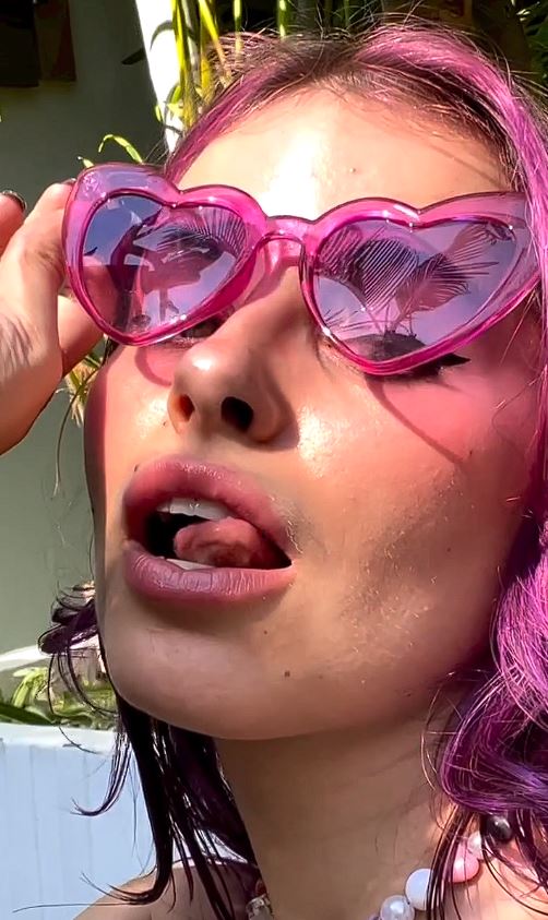 Photo HD Bobbie Lavender - 6