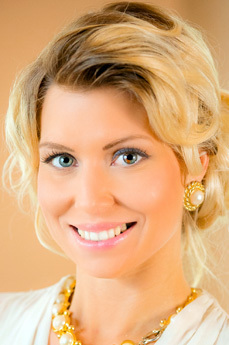 Photo HD Adrianne Simpson - 3