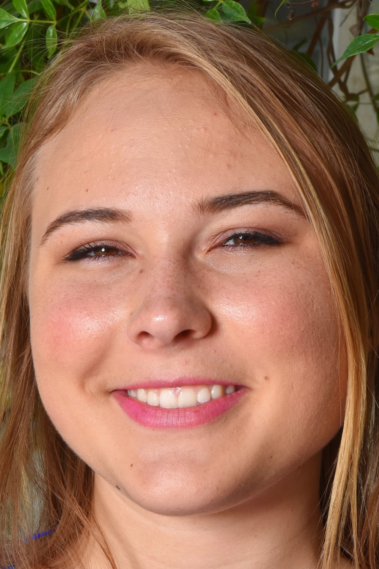 Photo HD Alyssa Cole - 6