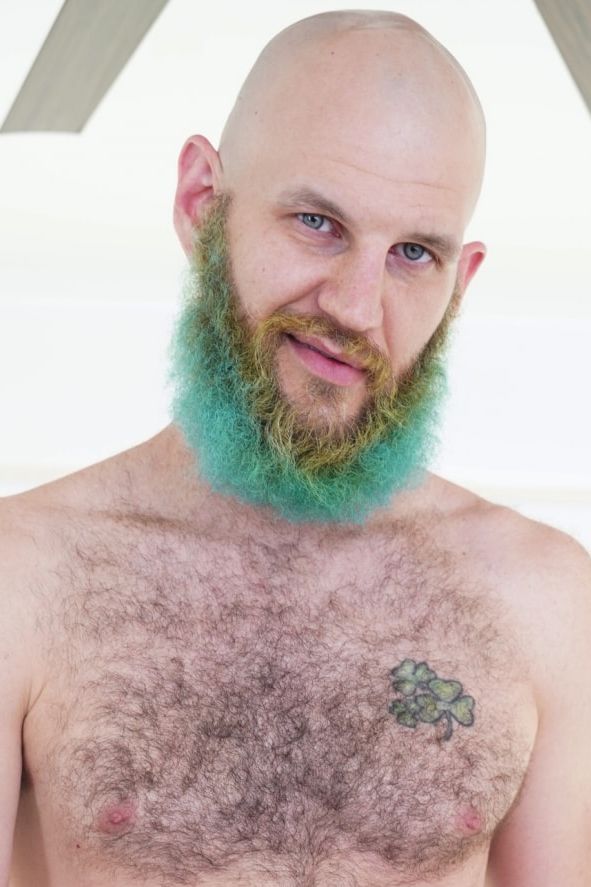 Brian Omally Hussie Pass