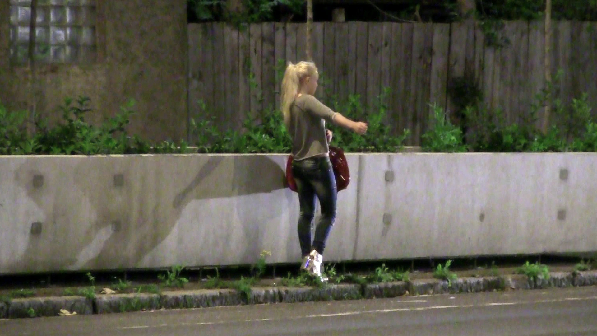 Lola's Boyfriend Troubles