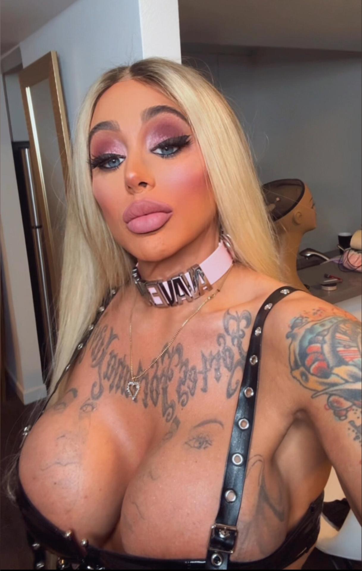 Ava Venom