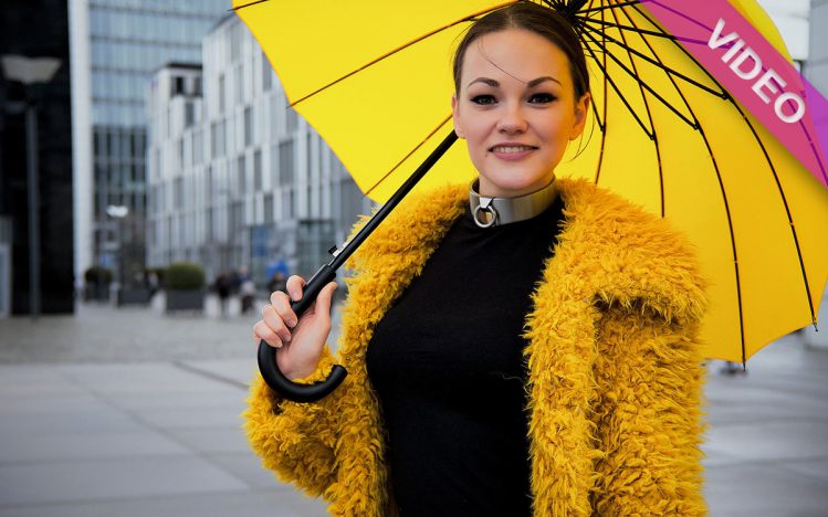 #294 Yellow fur jacket highstyle