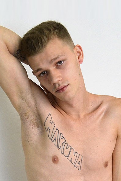 Hunter Sykes Anulingus