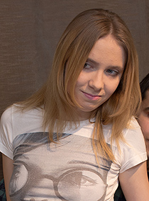 Photo HD Isabel Stern - 4