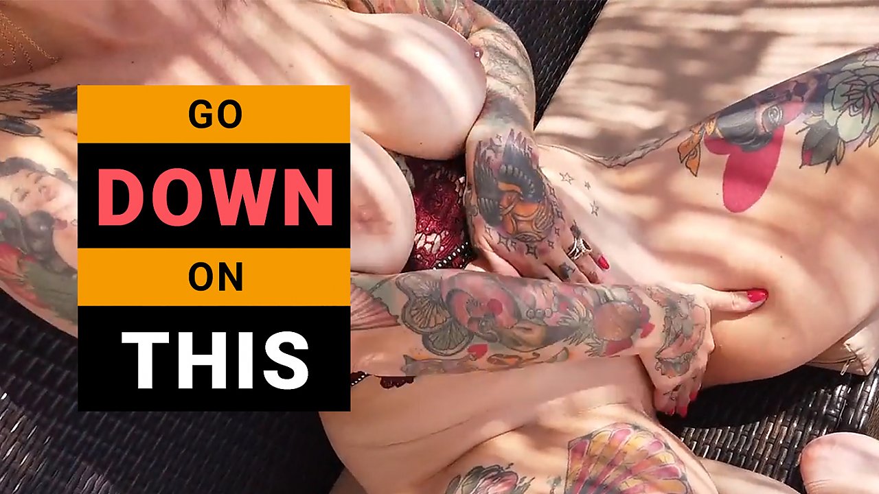 GO DOWN ON THIS - Cherry pie eat out POV